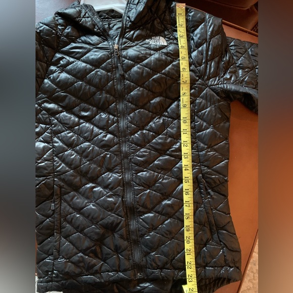 North Face Jacket Puffer Charcoal Black. Women’s Small. - Picture 12 of 13